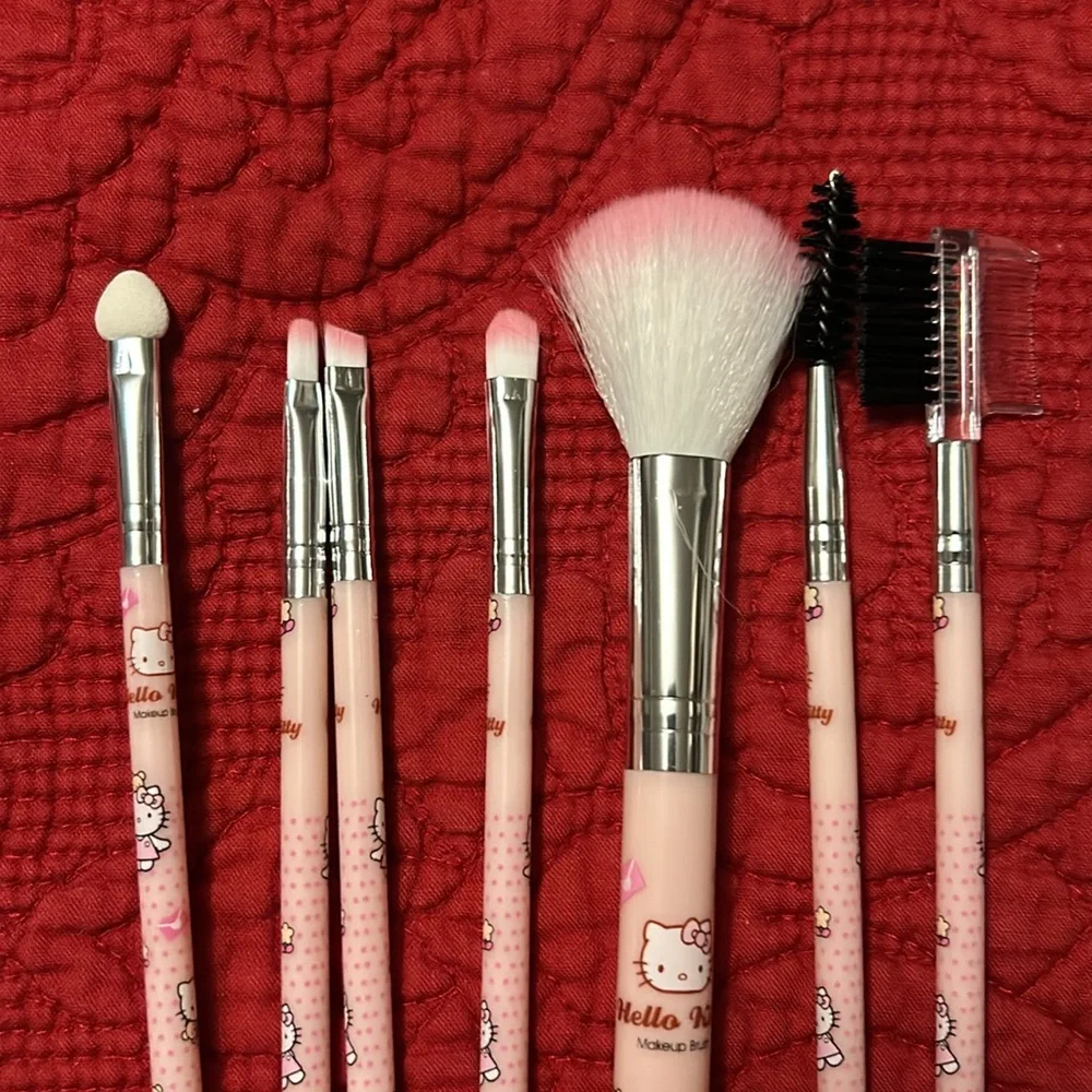 Hello kitty cosmetic brush set